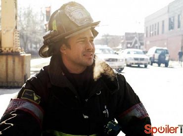 Taylor Kinney z Chicago Fire mówi o poszukiwaniach zabójcy Shay i wielkiej lekcji Severide'a