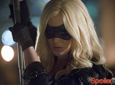 Pierwsze spojrzenie na Arrow: Starcie Kanarków! Plus: Czy Thea pozna prawdę?
