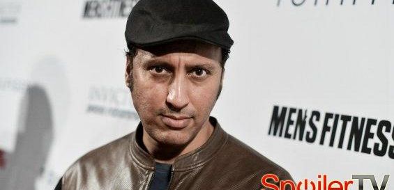 Aasif Mandvi pojawi się gościnnie w 4 sezonie 