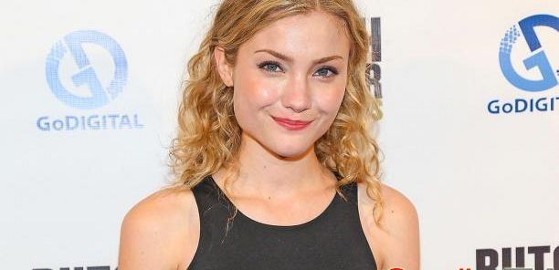Skyler Samuels dołączyła do 