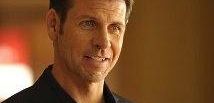 Lloyd Owen pojawi się w dramacie 