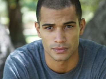 Nathan Owens dołączył do 3 sezonu Pokojówek z Beverly Hills