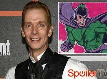 Doug Jones pojawi się w 3 sezonie Arrow jako Deathbolt