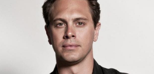 Odcinki pilotowe: Thomas Sadoski i Angelique Cabral dołączyli do komedii 