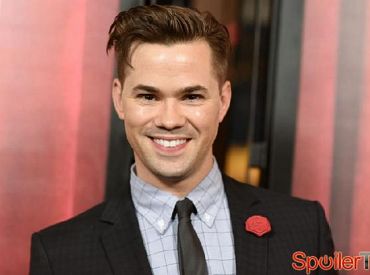Andrew Rannells pojawi się gościnnie w finale Glee