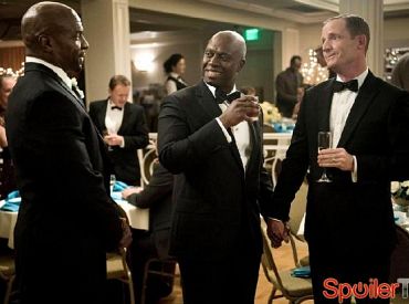 Spoiler Dnia: Przygotuj się na kolejny ślub w Brooklyn Nine-Nine!