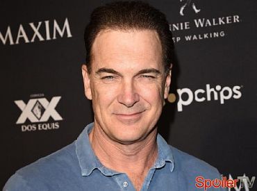 Odcinki pilotowe: Patrick Warburton zagra w komedii Suzanne Martin