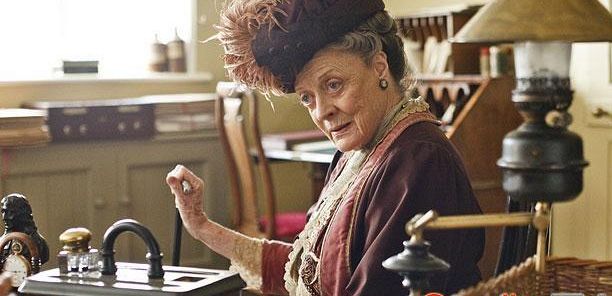 Okazuje się, że Maggie Smith mimo wszystko nie opuszcza 