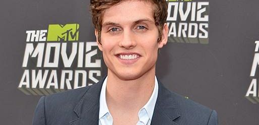 Odcinki pilotowe: Daniel Sharman z 