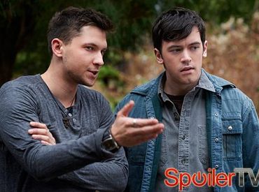 Netflix będzie pokazywało Between co tydzień