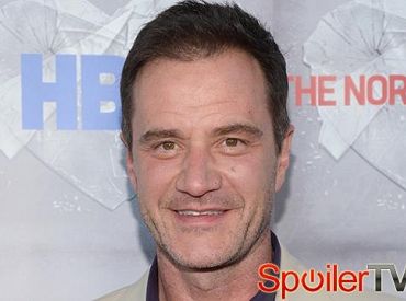 Odcinki pilotowe: Tim DeKay z Białego kołnierzyka wystąpi w dramacie Fox Frankenstein