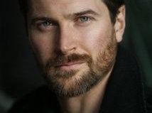 Kieran Bew zagra główną rolę w dramacie ITV Beowulf