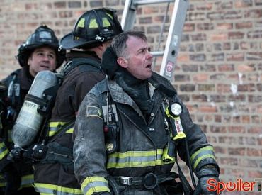 Kto zignorował rozkazy szefa w Chicago Fire?