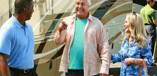 Pierwsze spojrzenie:  Chevy Chase, Beverly D'Angelo spotykają się w komedii ABC 