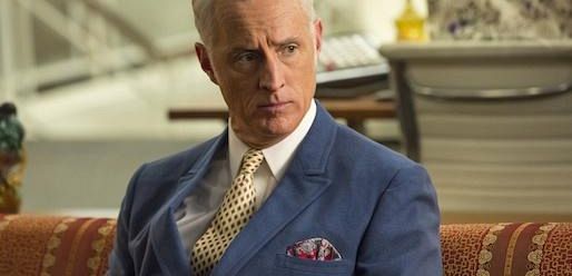 John Slattery z „Mad Mena” o ewolucji Rogera, miłości Joan i włosach Pete’a