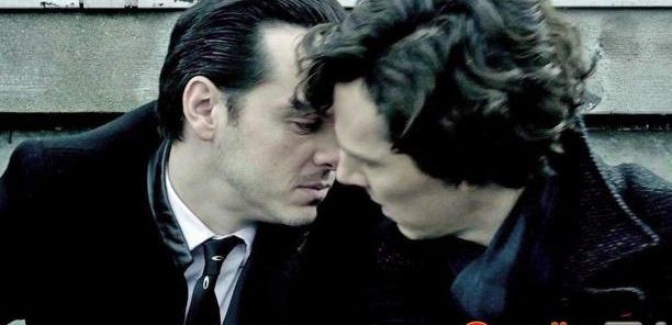 Po raz ostatni, Holmes nie jest gejem, ostrzega współtwórca „Sherlocka”!