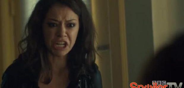 Zobacz dwie minuty oszałamiającego szaleństwa w nowym klipie 3 sezonu „Orphan Black”