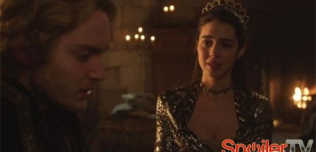 Maria broni Condego przed Franciszkiem w klipie z „Reign”
