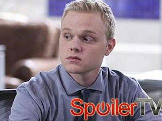 Joe Adler dołącza do ostatnich odcinków 11 sezonu „Chirurgów”