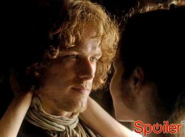 Klip z „Outlandera”: Jamie otrzymuje pocałunek od Claire zanim opuszcza Lallybroch