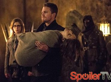 Szef „Arrow” o nikczemnym Oliverze, nadziei dla „Olicity”, zdrowieniu Thei i innych rzeczach