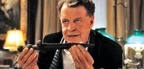 John Noble wystawia Henry’ego na próbę, którą prawie oblewa w finale „Forever”