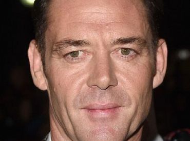 Marton Csokas dołączył do dramatu AMC  „Into the Badlands”
