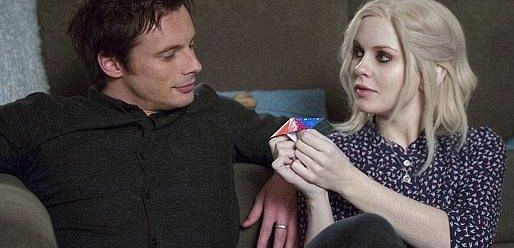 Bradley James z „iZombie” o (skazanym?) romansie Lowella i Liv, powiązaniu z Blainem