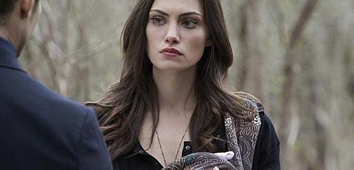 Phoebe Tonkin z „The Originals” mówi o Hayley kontra Klaus w trzecim sezonie: „Jest wkurzona”