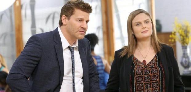 Spoiler Dnia: Jak długo Booth i Brennan z „Kości” będą mieszkać osobno?