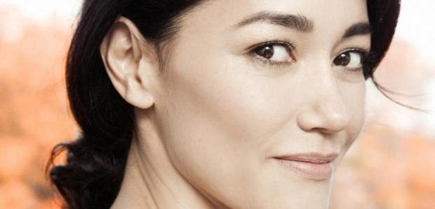 Sandrine Holt będzie powracała w 