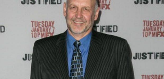 Nick Searcy dołączył do dramatu Hulu 