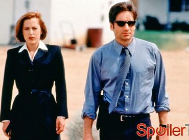 Gillian Anderson i pata krzeseł są tutaj, aby wzbudzać podekscytowanie wskrzeszeniem „Z archiwum X”