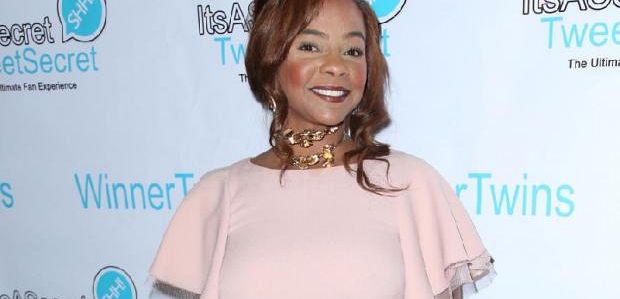 Lark Voorhies z „Byle do dzwonka” poślubiła swojego chłopaka z Facebooka