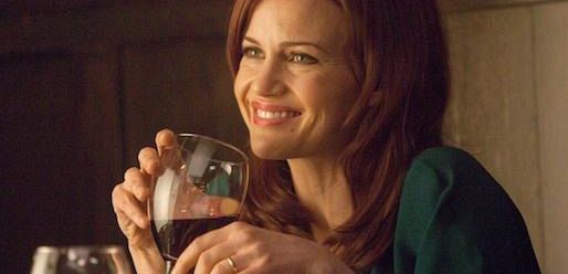 Carla Gugino z „Wayward Pines” mówi o „epickim” ujawnieniu w połowie sezonu, po którym chciała przeczytać wszystkie scenariusze od nowa