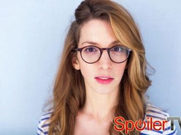 Molly Bernard awansowana do stałej obsady w 2 sezonu Younger