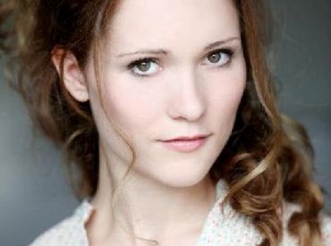 Claire Sermonne dołączyła do 2 sezonie dramatu Outlander