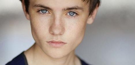 Spencer MacPherson będzie powracał w 3 sezonie 