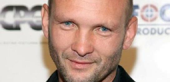 Andrew Howard pojawi się w 3 sezonie 