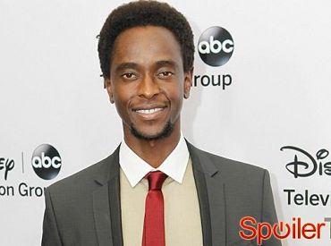 Edi Gathegi będzie powracał w 3 sezonie Czarnej listy