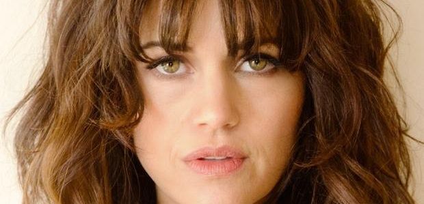 Carla Gugino dołączyła do odcinka pilotowego Showtime 
