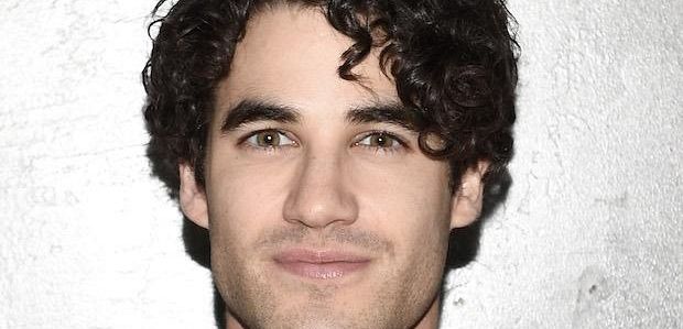 Darren Criss może zostać najnowszym mieszkańcem „Hotelu” w „American Horror Story”
