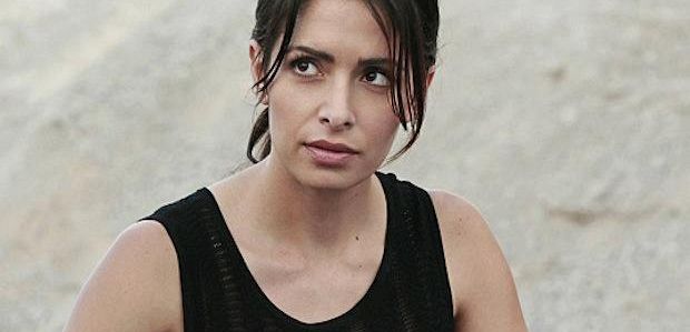 Sarah Shahi powraca w pełnym wymiarze do „Impersonalnych