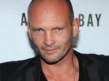 Andrew Howard i Manuel Uriza dołączyli do odcinka pilotowego FX Snowfall