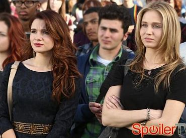 Streszczenie letniej premiery 2 sezonu „Faking It”: Wewnętrzne sprawy