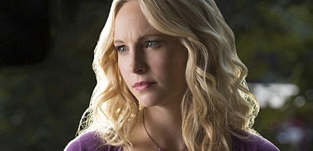 Candice King z „Pamiętników wampirów” zapowiada „twardą” Caroline w 7 sezonie, mówi o „zabawnej” teorii dziecka z Stefanem