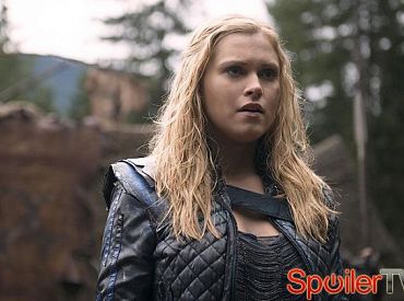 Clarke zmienia się w 3 sezonie „The 100