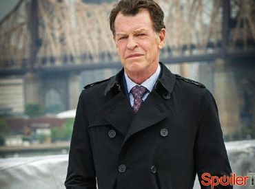 Spoiler Dnia: „Elementary” powraca z kalkulującym ojcem Sherlocka i znanym złoczyńcą