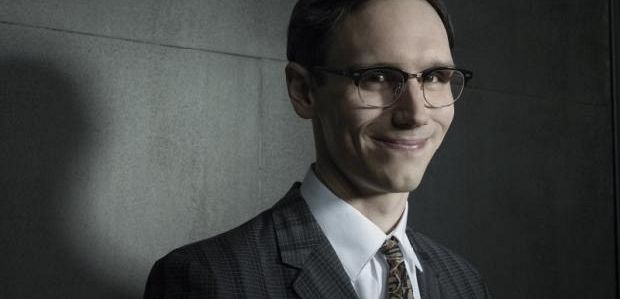 Zobacz jak Nygma zmaga ze swoim wewnętrznym Człowiekiem-Zagadką w premierze 2 sezonu „Gotham”