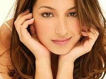 Vanessa Lengies awansowana do stałej obsady Lookinglass